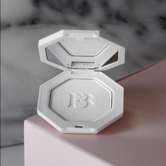 💗FENTY BEAUTY Killawatt Freestyle Highlighter Metal Moon - Picture 8 of 11